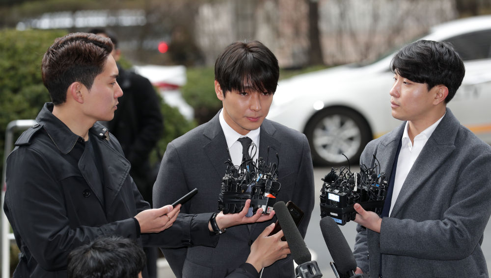 SEOUL, SOUTH KOREA - MARCH 16: Choi Jong-Hoon, aka Jonghoon (Jong Hoon) former member of South Korean boy band FTisland is seen arriving at a Seoul police station for questioning over a sex video scandal among multiple celebrities on March 16, 2019 in Seoul, South Korea.  (Photo by Han Myung-Gu/WireImage)